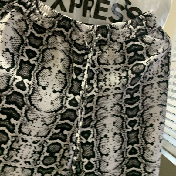 Sold!!!Joggers - Picture 7 of 10